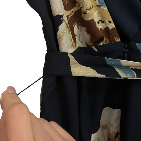 Revolve Superdown Dina Floral Adjustable Strap Lightweight Maxi Dress Size Small - Picture 8 of 12